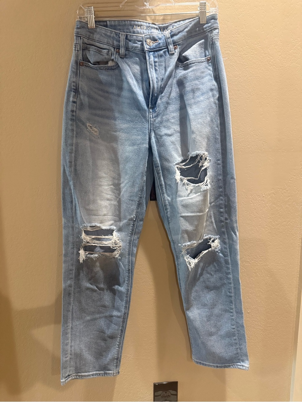 American Eagle Outfitters Light Wash Distressed Boyfriend Jeans